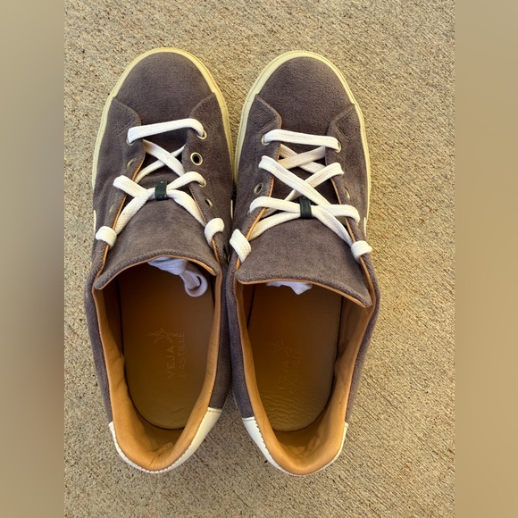 Veja Bastille Suede Sneakers Women’s Size 10 Purple Mauve White - Picture 5 of 7